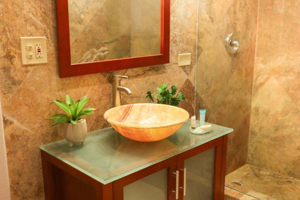 Sailfish Villa Luxury Beachfront Estate Magens Bay Cruz Bay Esterno foto