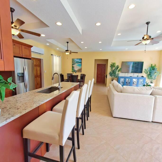 Sailfish Villa Luxury Beachfront Estate Magens Bay Cruz Bay Esterno foto
