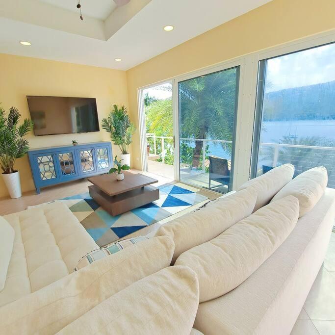 Sailfish Villa Luxury Beachfront Estate Magens Bay Cruz Bay Esterno foto
